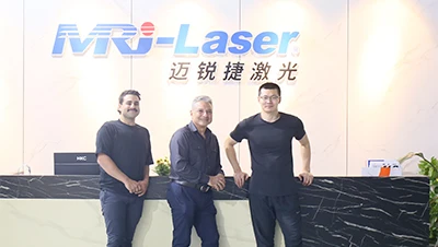 MRJ-Laser ha recentemente avuto il piacere di ospitare i migliori rivestimenti